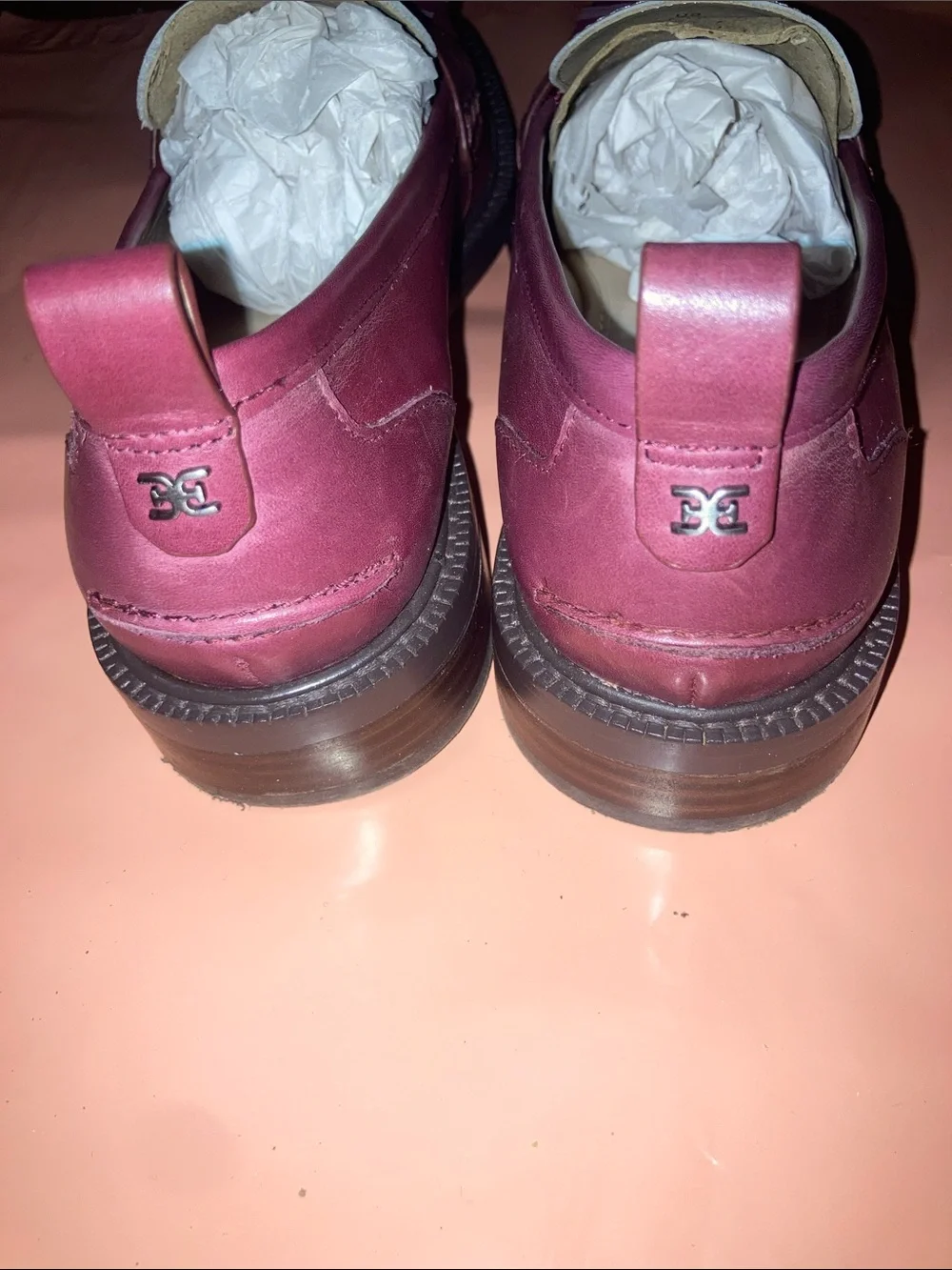 Two-Tone Tassel Loafers in Burgundy and White - Picture 5 of 6
